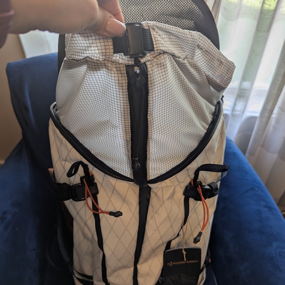 Mystery Ranch Scree 33 - Series 7000 Backpack - Picture 8 of 13